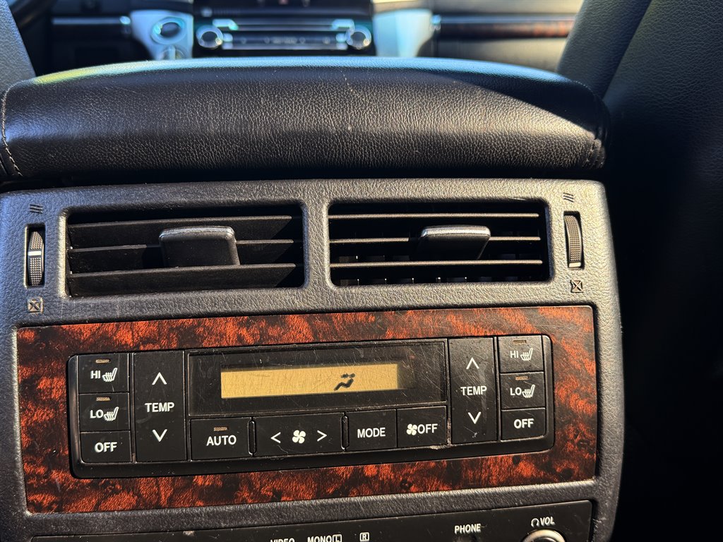 2013 Toyota Land Cruiser - $32,995