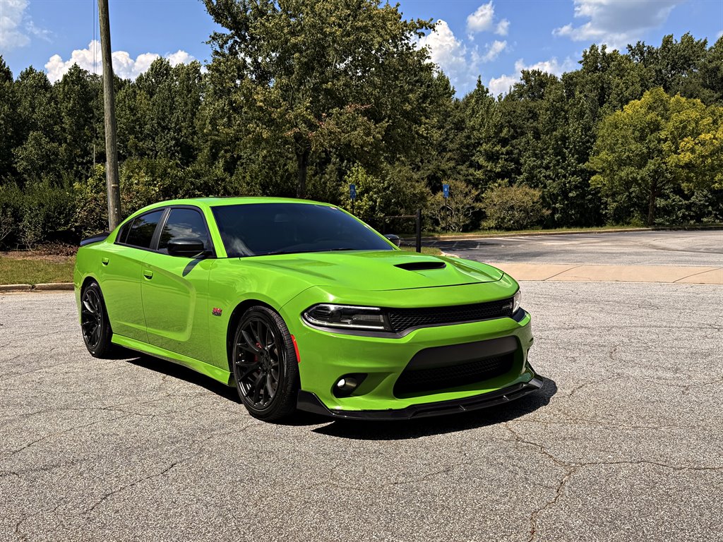 2017 Dodge Charger - $28,995