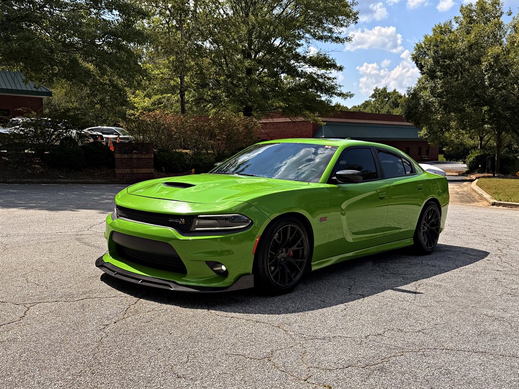 2017 Dodge Charger - $28,995