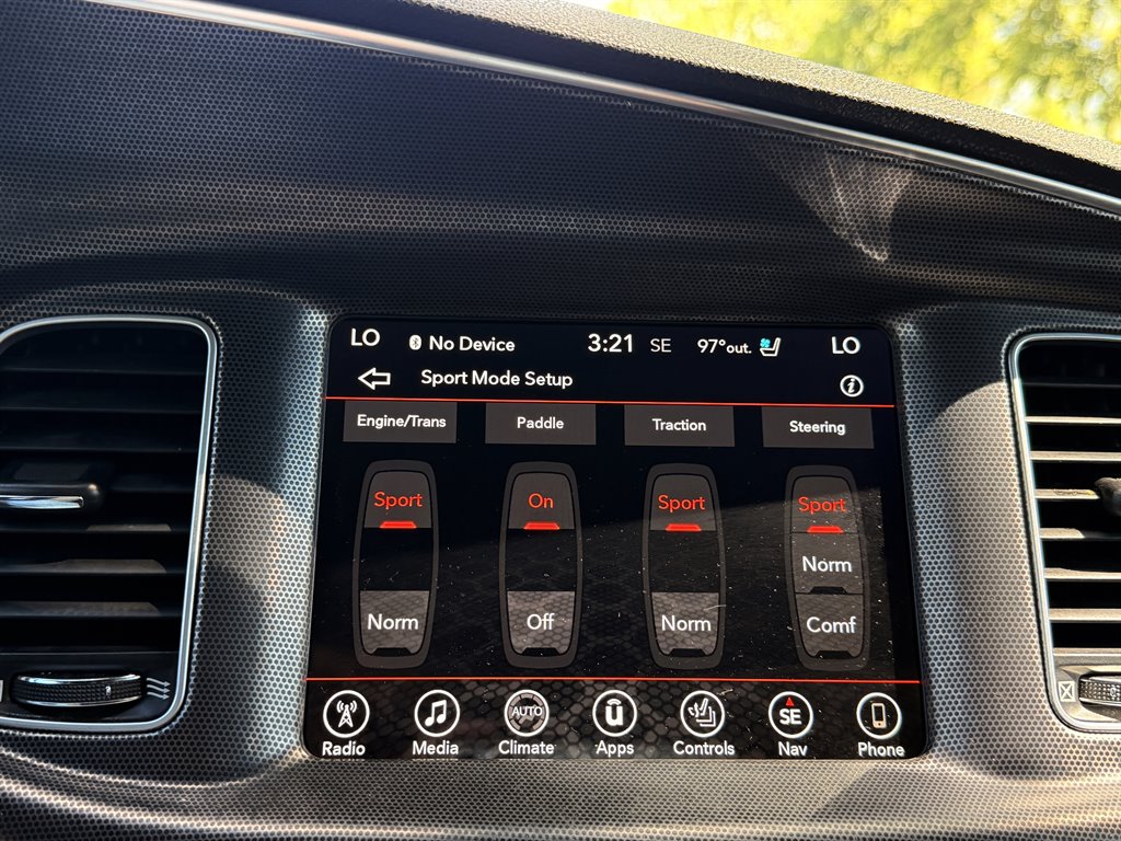 2017 Dodge Charger - $28,995