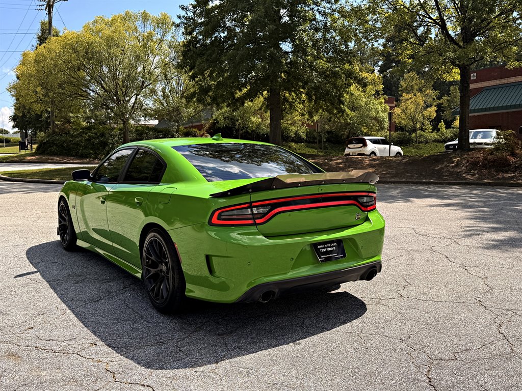 2017 Dodge Charger - $28,995