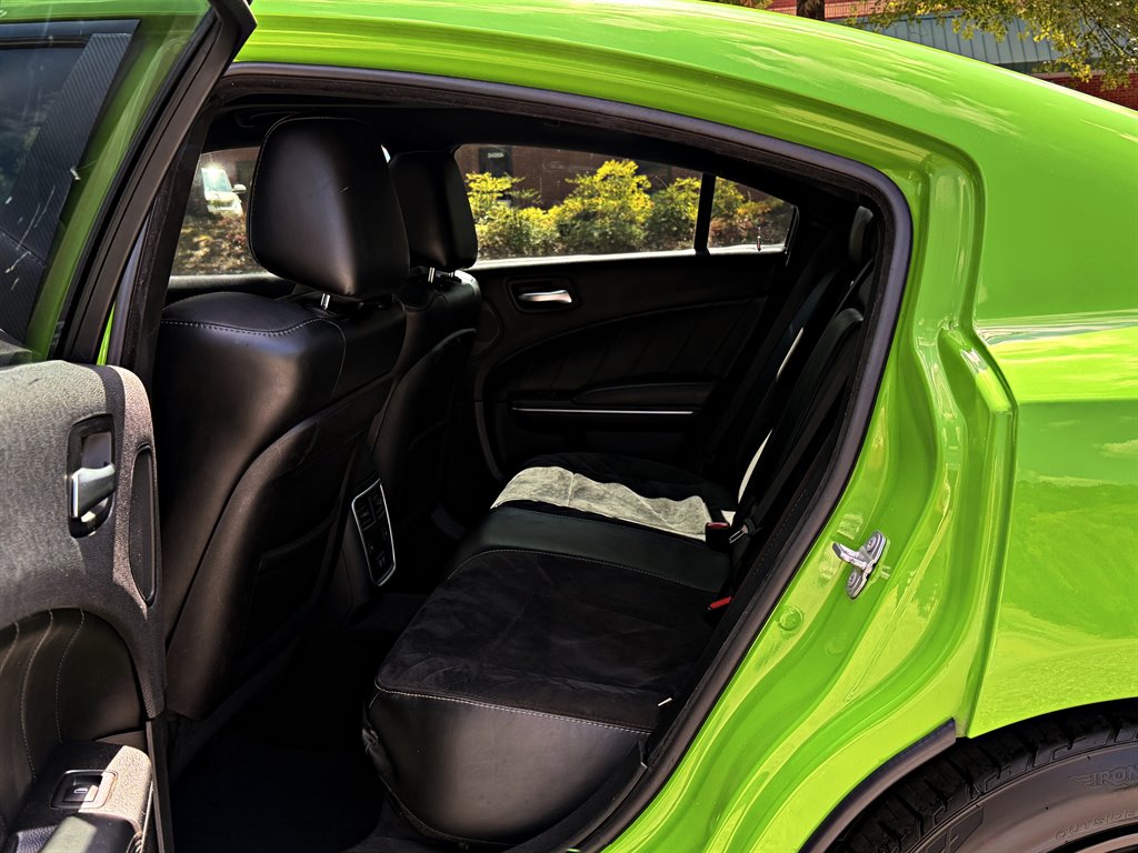 2017 Dodge Charger - $28,995