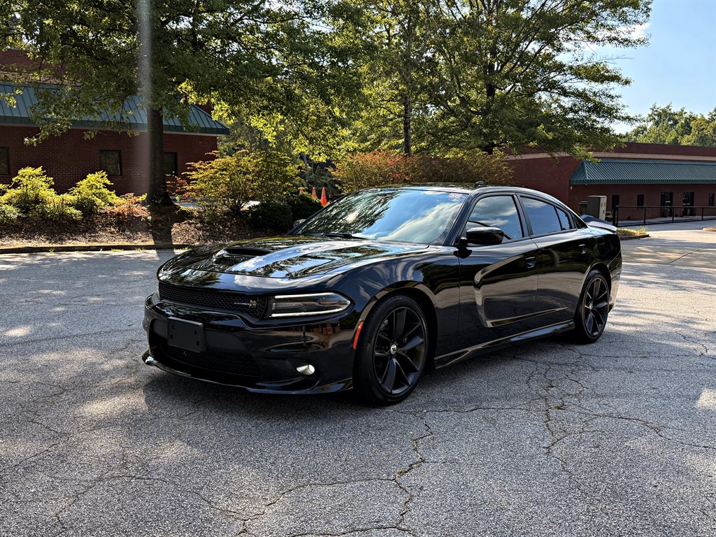 2018 Dodge Charger - $27,995