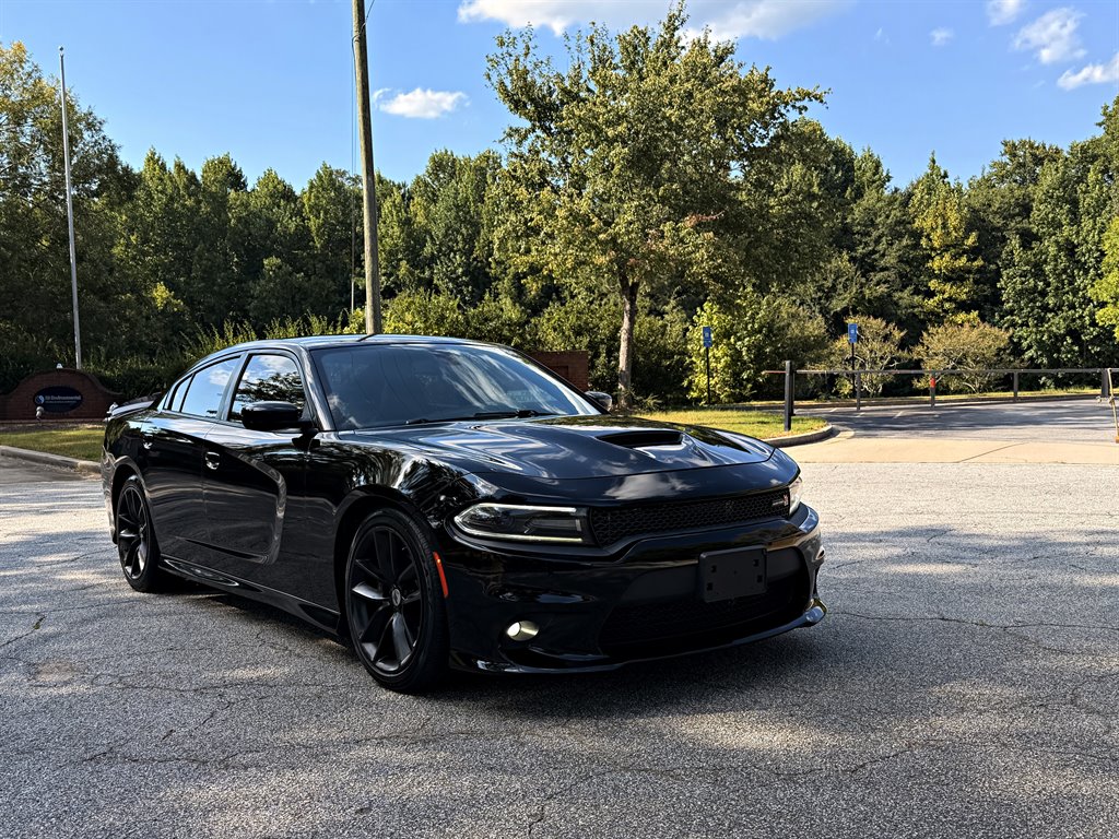 2018 Dodge Charger - $27,995
