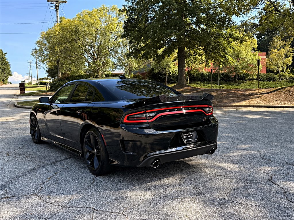 2018 Dodge Charger - $27,995