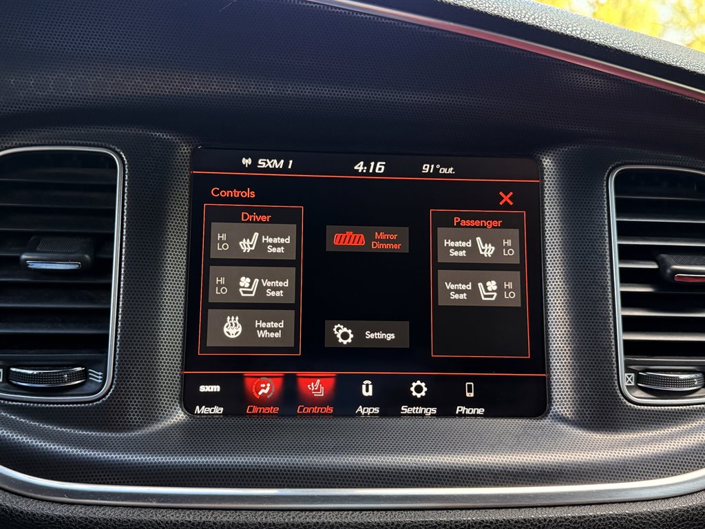 2018 Dodge Charger - $27,995