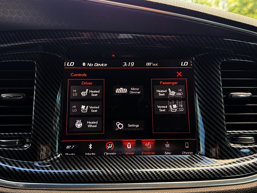 2018 Dodge Charger - $24,995