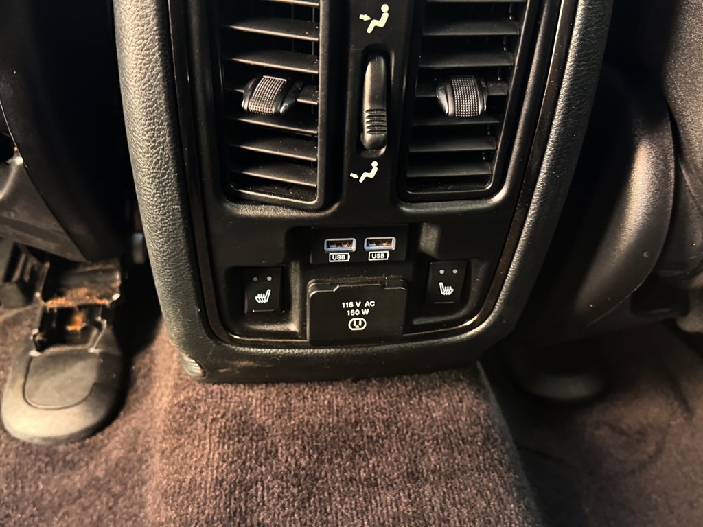 2018 Dodge Durango - $28,995
