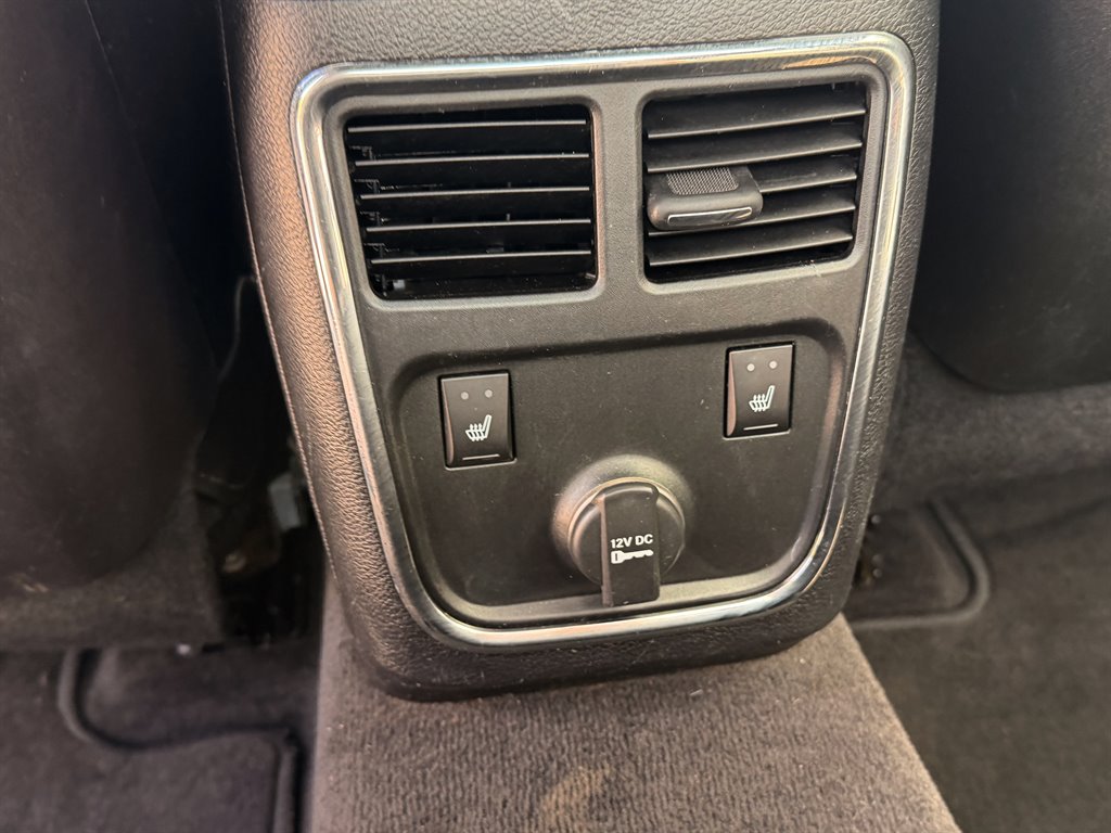 2011 Dodge Charger - $10,995