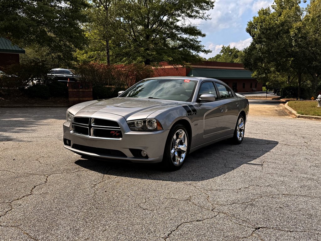 2011 Dodge Charger - $10,995