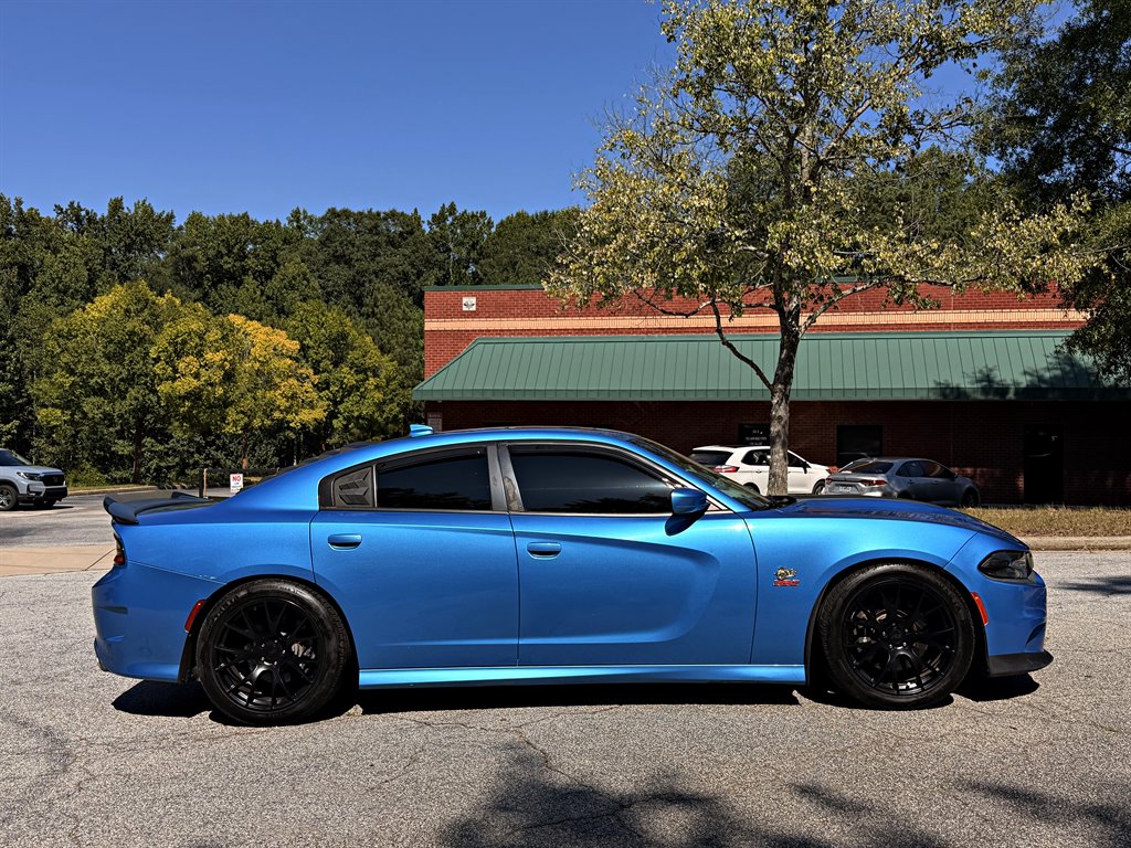 2019 Dodge Charger - $28,995