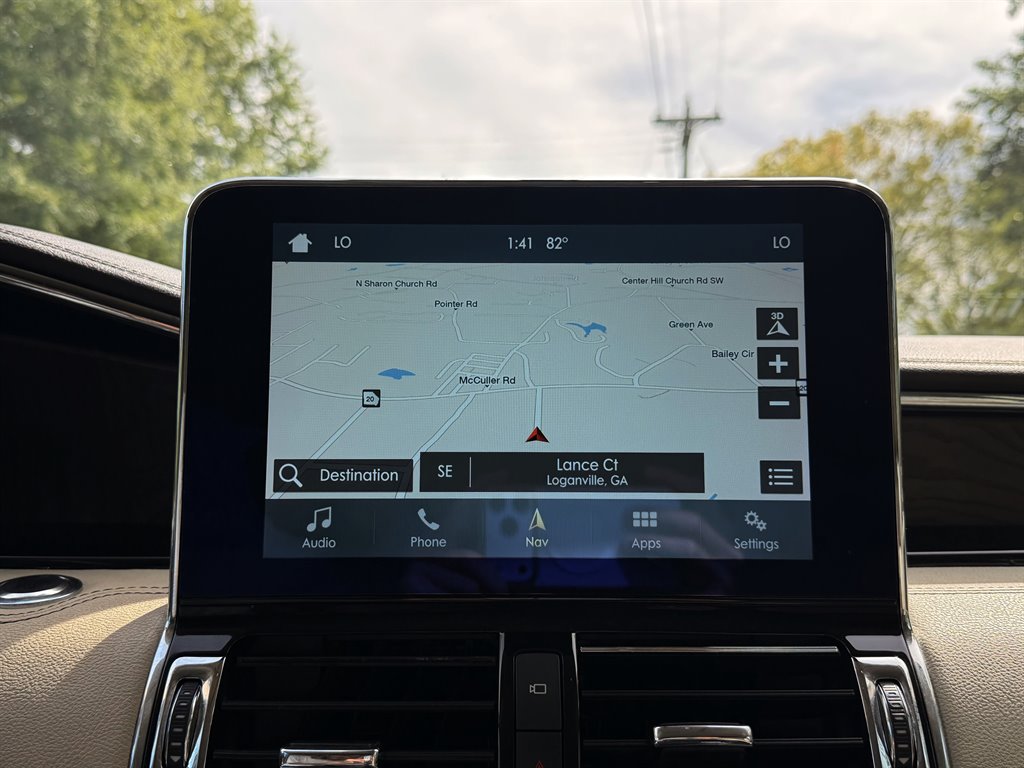 2018 Lincoln Navigator - $17,995