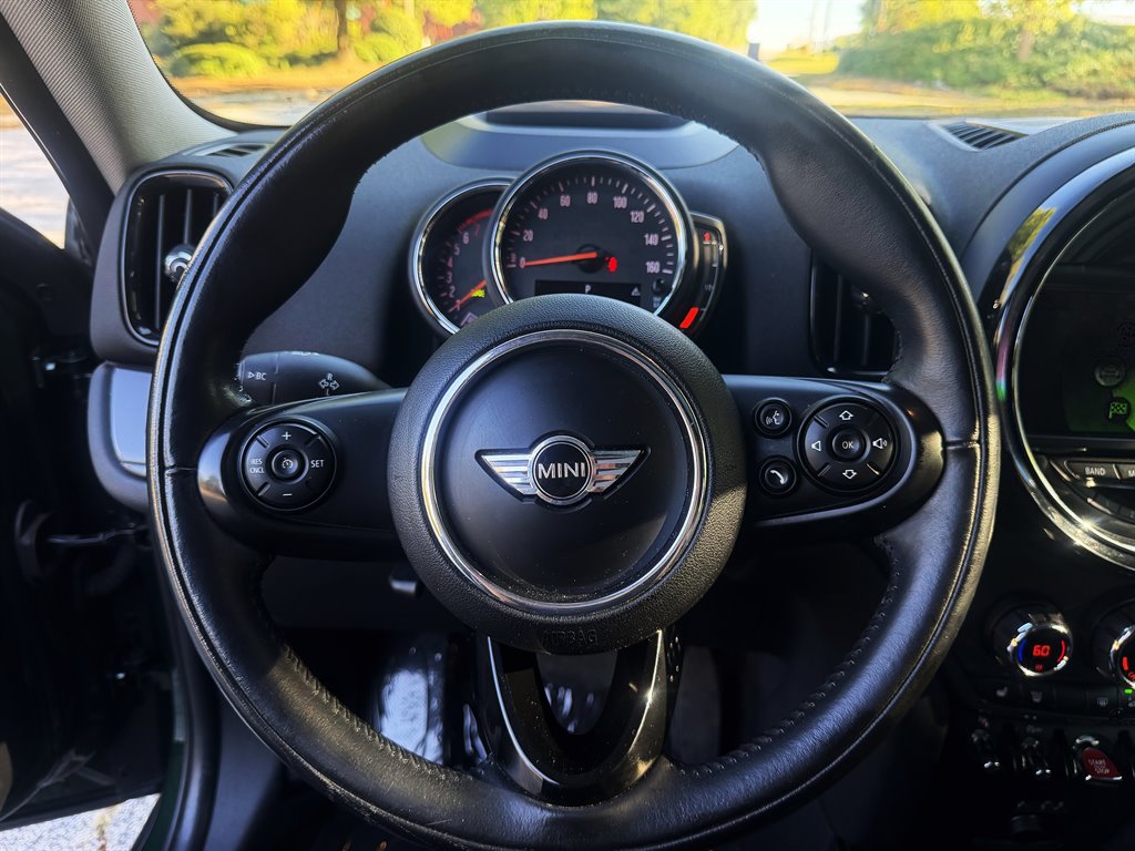 2018 MINI Countryman - $9,995
