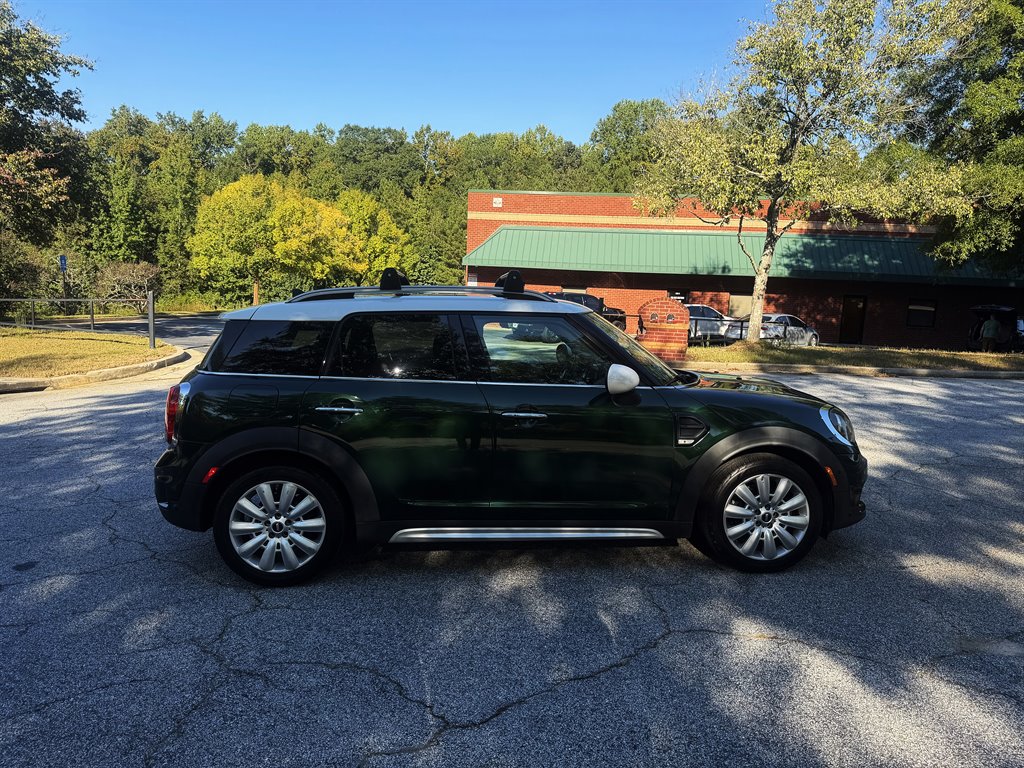 2018 MINI Countryman - $9,995