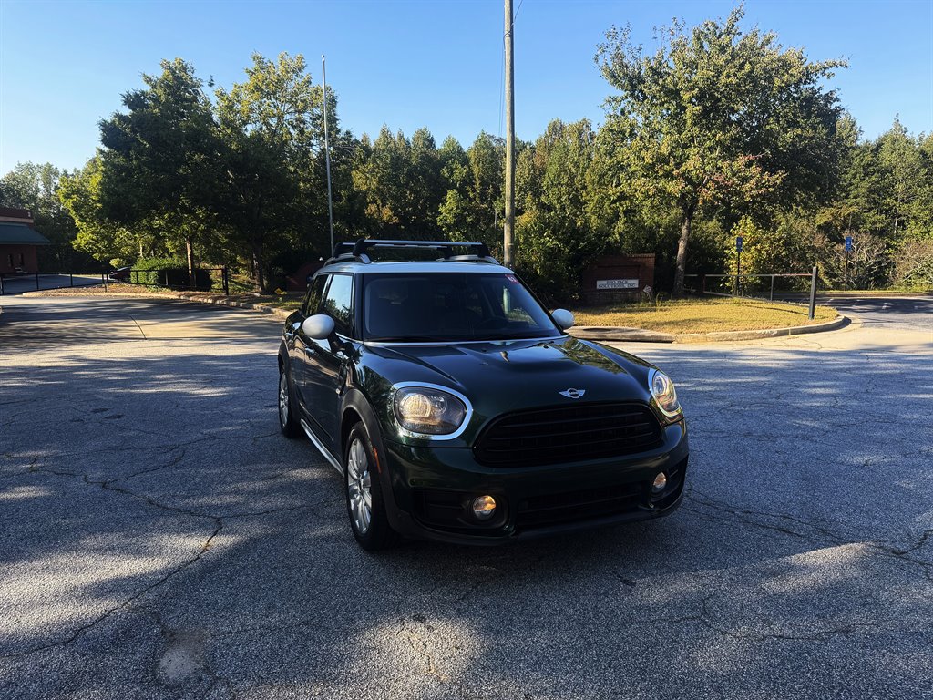 2018 MINI Countryman - $9,995