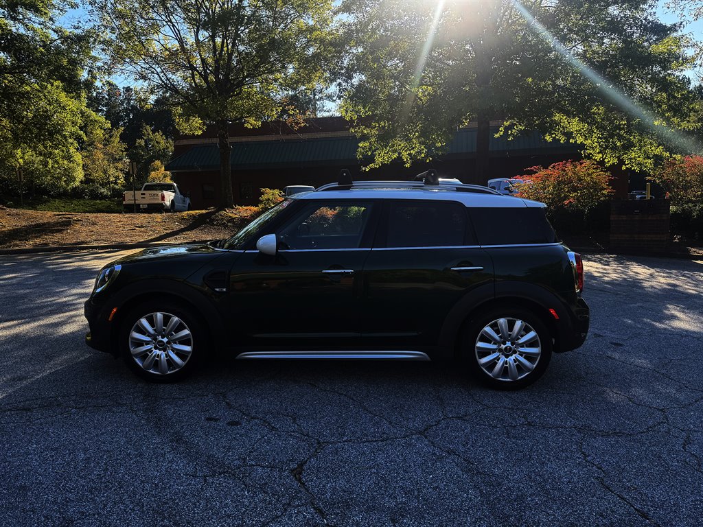 2018 MINI Countryman - $9,995