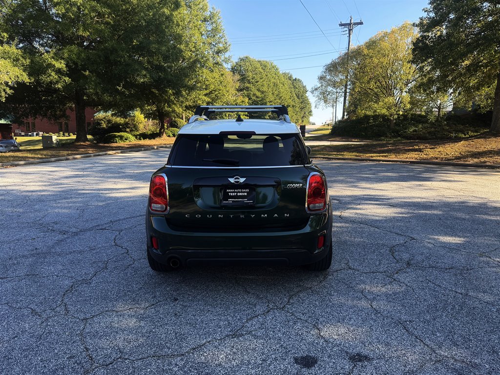 2018 MINI Countryman - $9,995