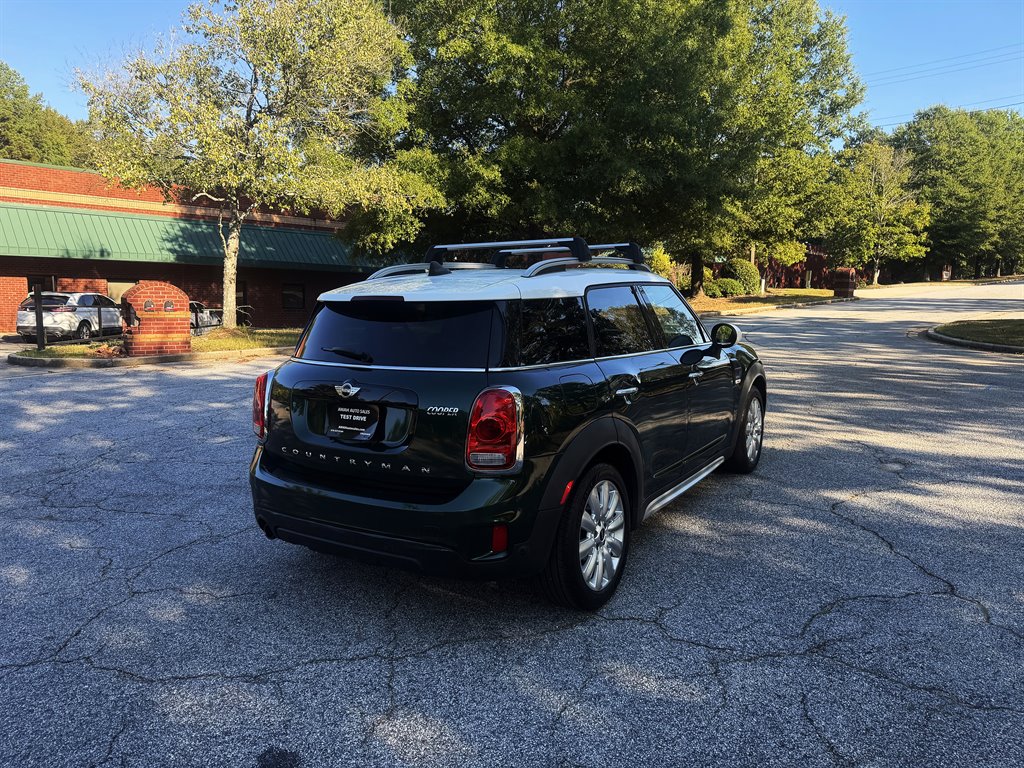 2018 MINI Countryman - $9,995