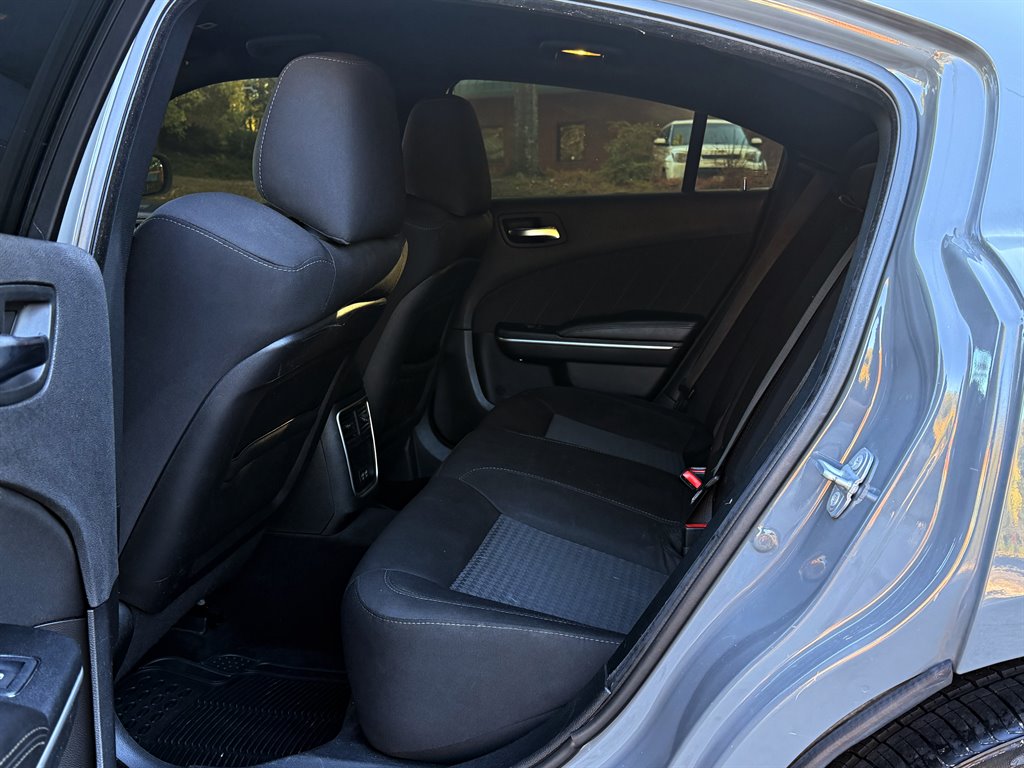 2019 Dodge Charger - $28,995