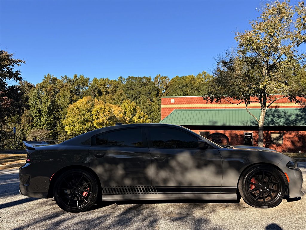 2019 Dodge Charger - $28,995