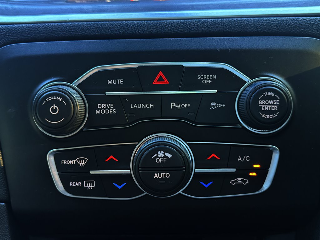 2019 Dodge Charger - $28,995