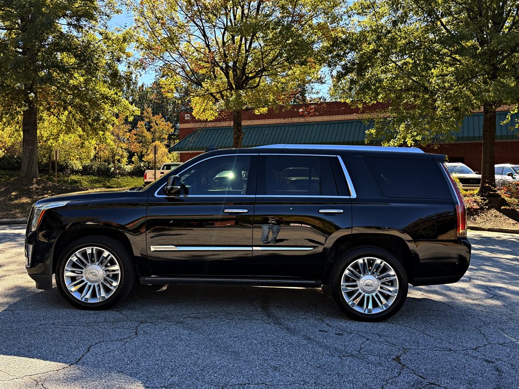 2017 Cadillac Escalade - $23,995