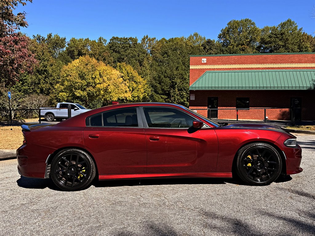 2018 Dodge Charger - $27,995