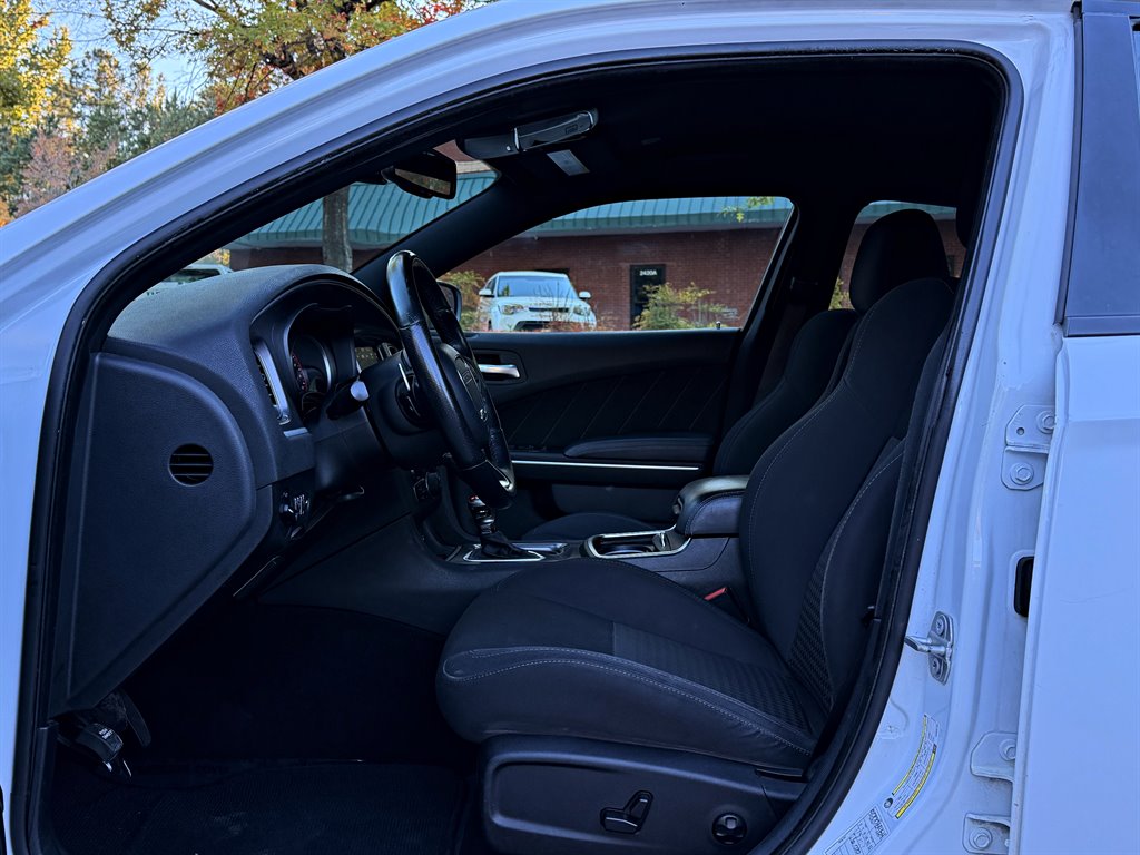 2019 Dodge Charger - $21,995