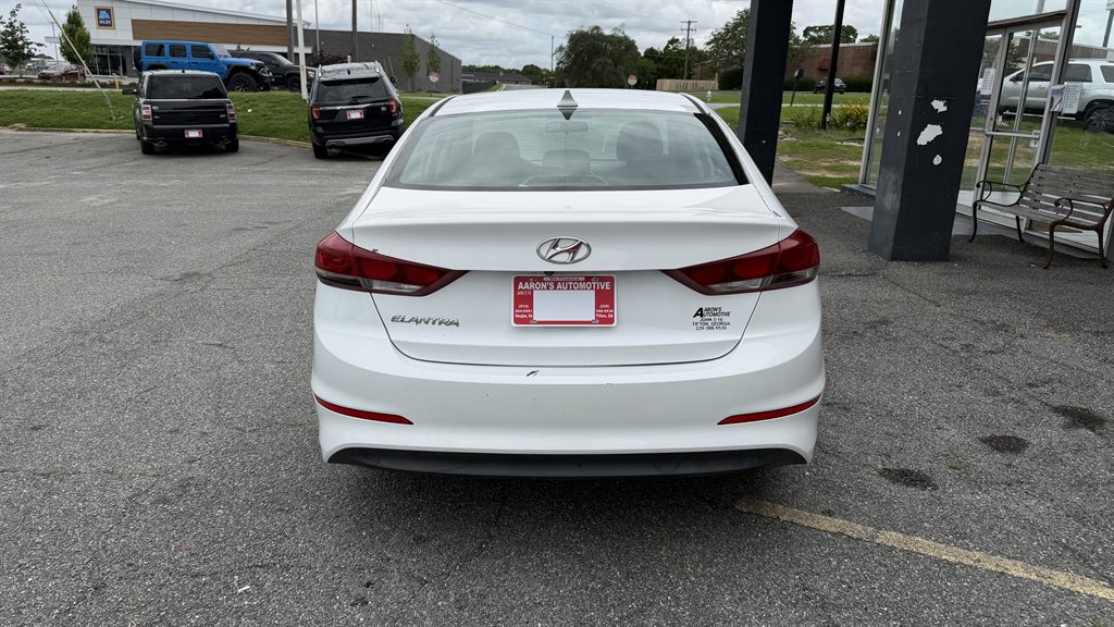 2018 Hyundai Elantra