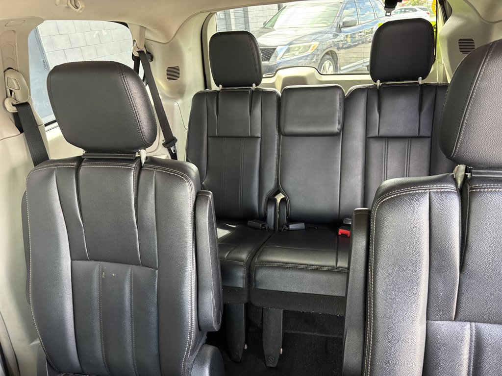 2014 Chrysler Town And Country