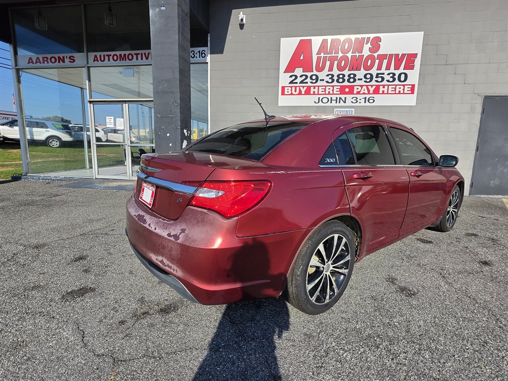 2014 Chrysler 200