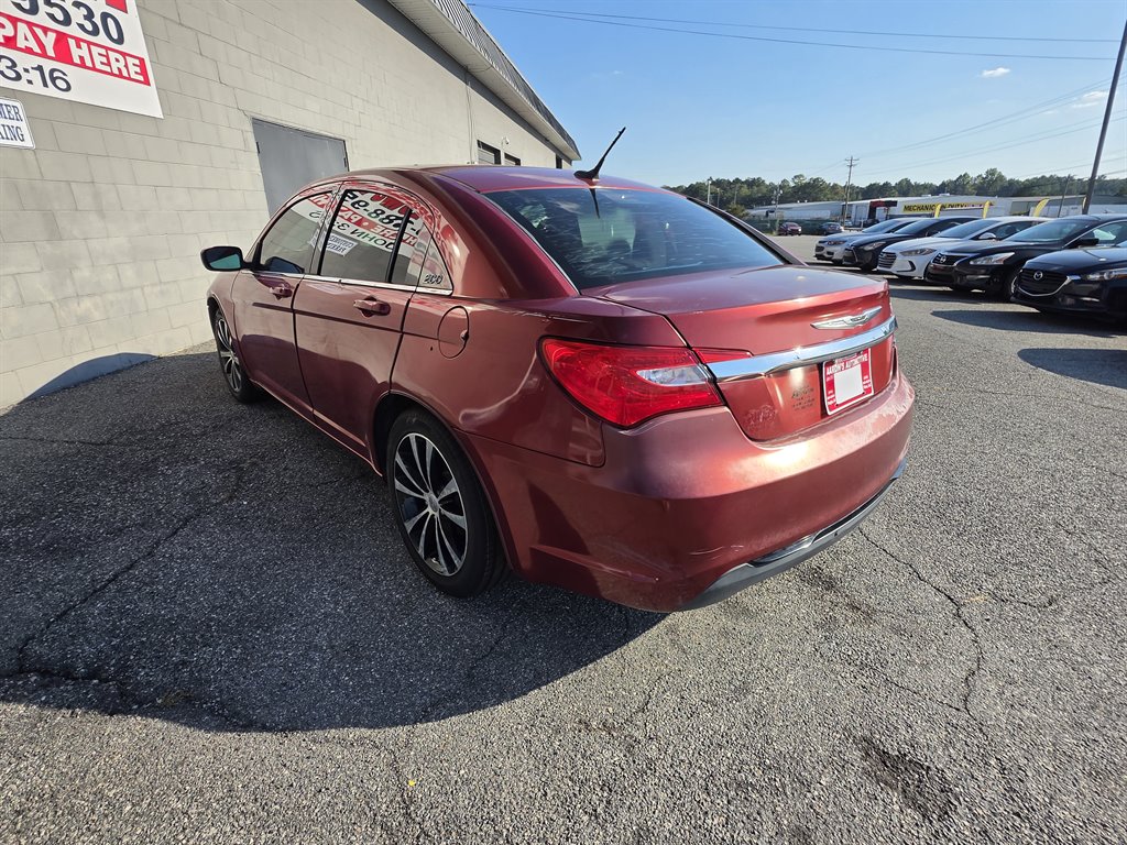 2014 Chrysler 200