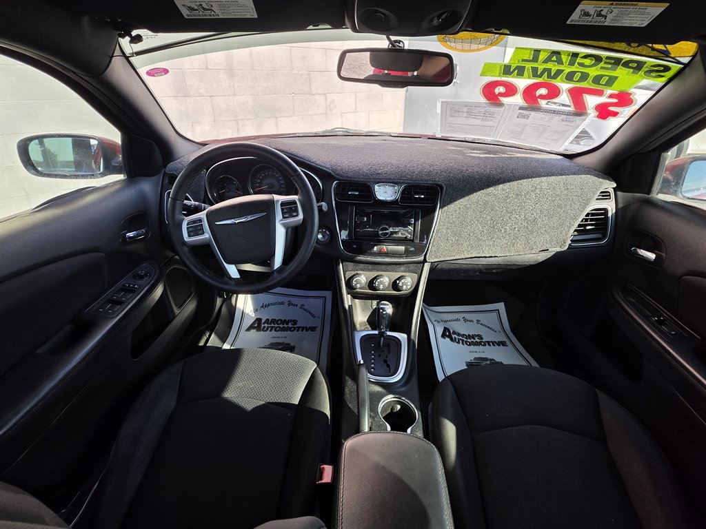2014 Chrysler 200