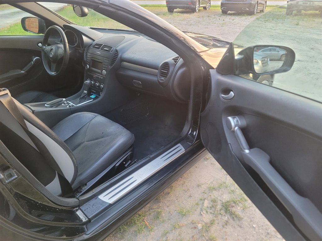 2009 Mercedes-Benz SLK-Class - $8,995