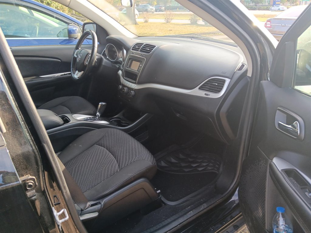 2018 Dodge Journey SE photo