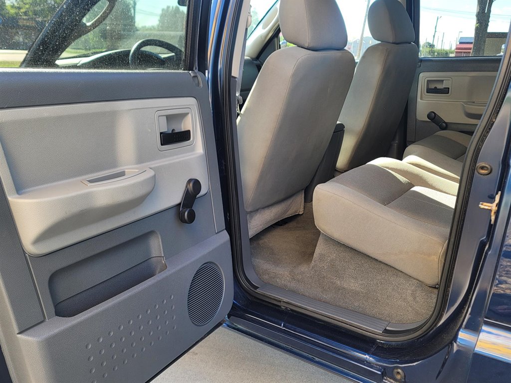 2006 Dodge Dakota ST photo