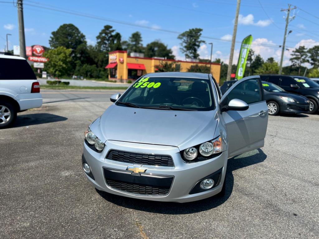2016 Chevrolet Sonic LTZ photo