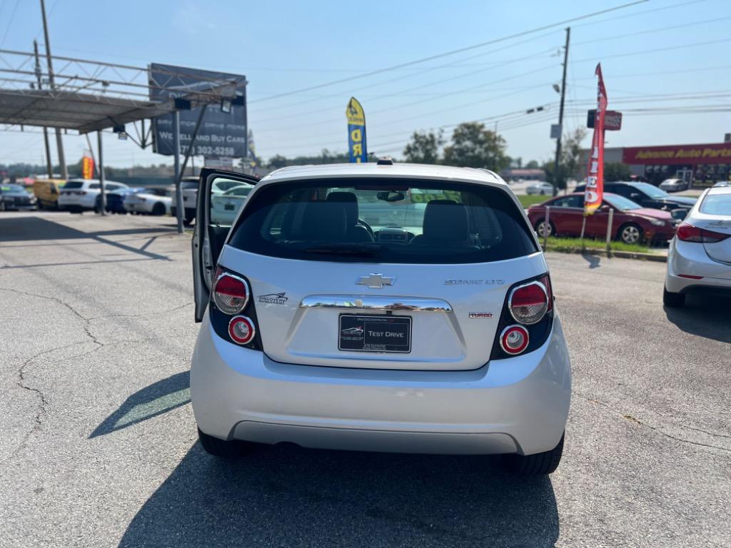 2016 Chevrolet Sonic LTZ photo