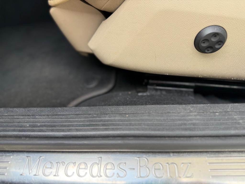 2013 Mercedes-Benz E-Class E350 4MATIC Luxury photo