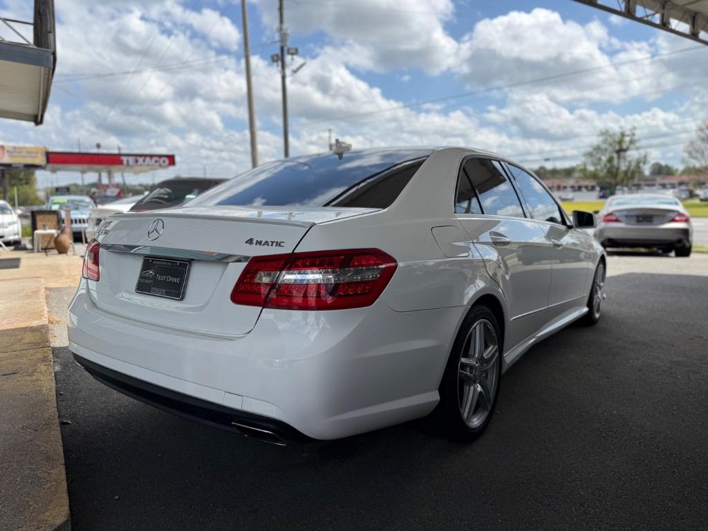 2013 Mercedes-Benz E-Class E350 4MATIC Luxury photo