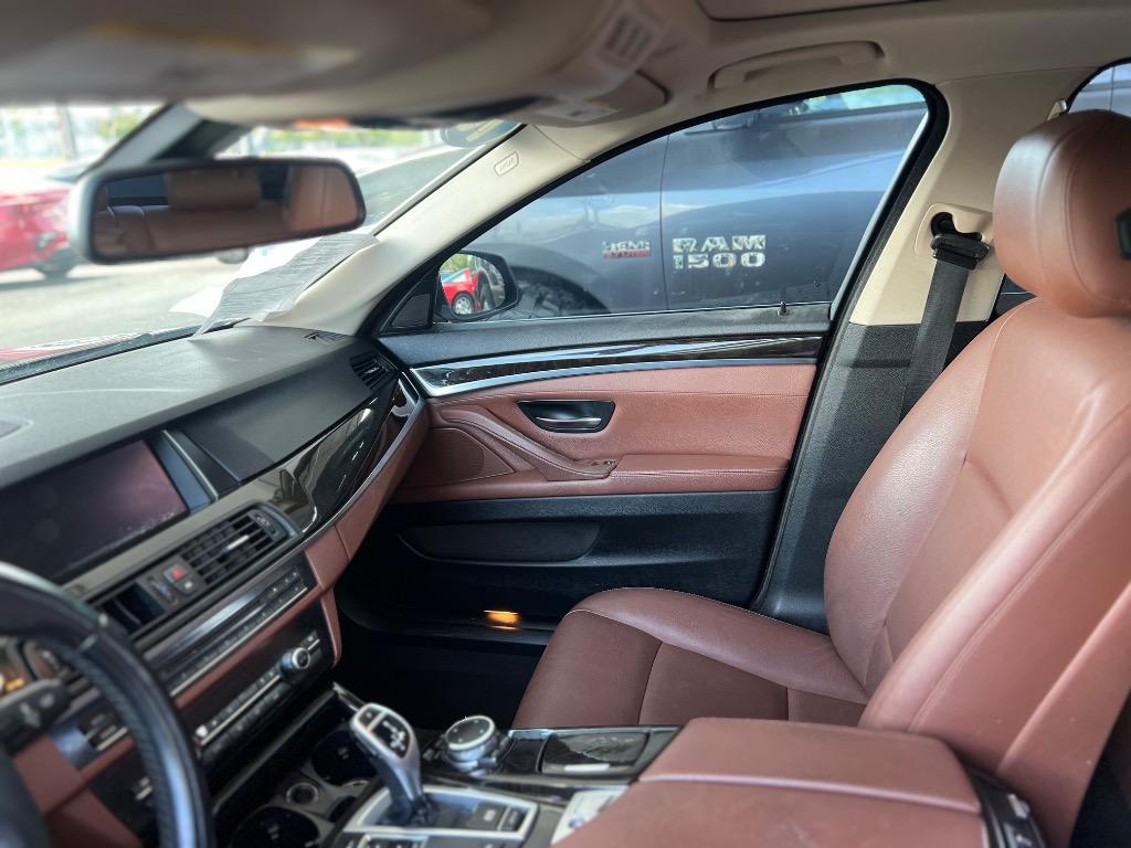 2016 BMW 528i
