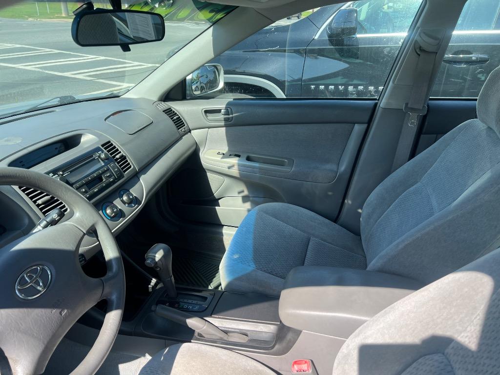 2004 Toyota Camry