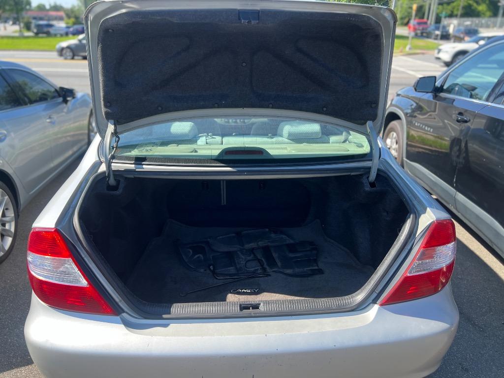 2004 Toyota Camry