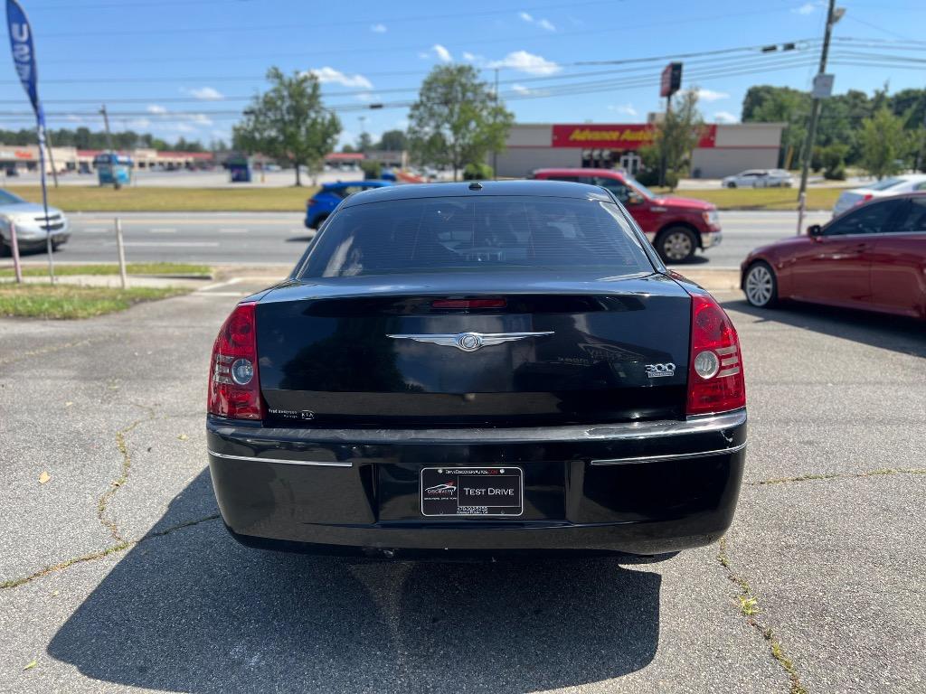 2010 Chrysler 300