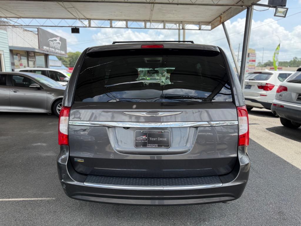 2016 Chrysler Town And Country