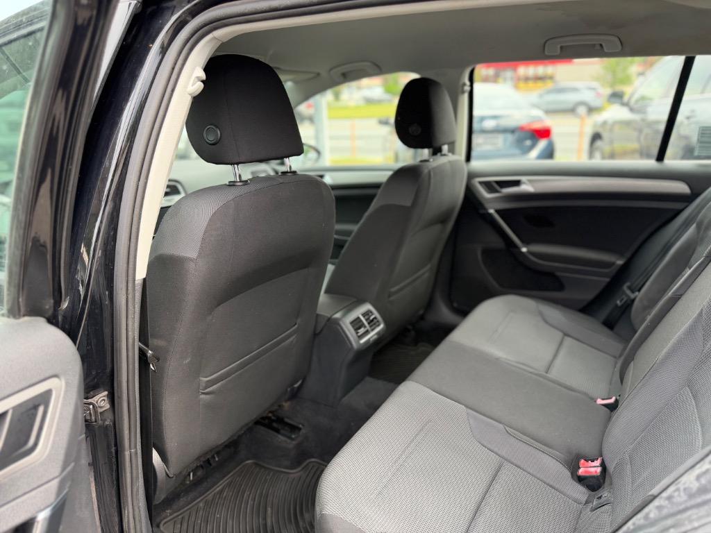 2017 Volkswagen Golf
