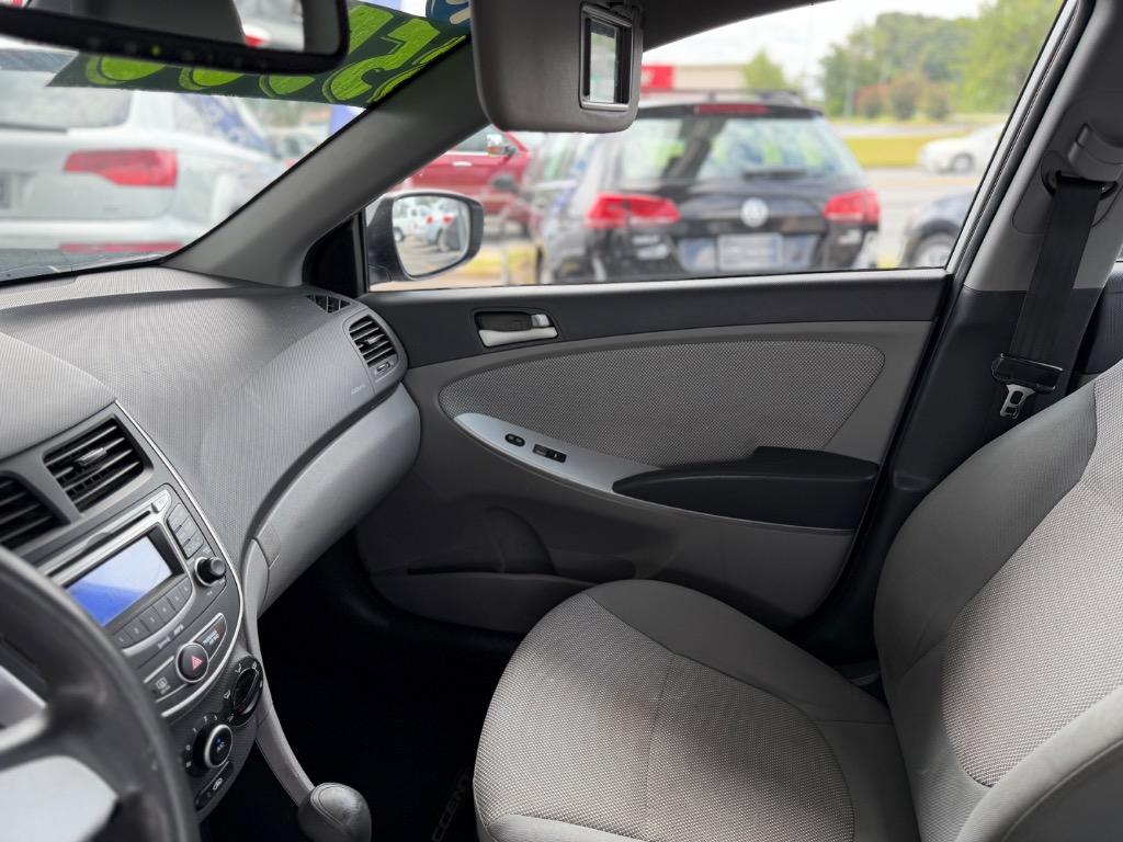 2013 Hyundai Accent