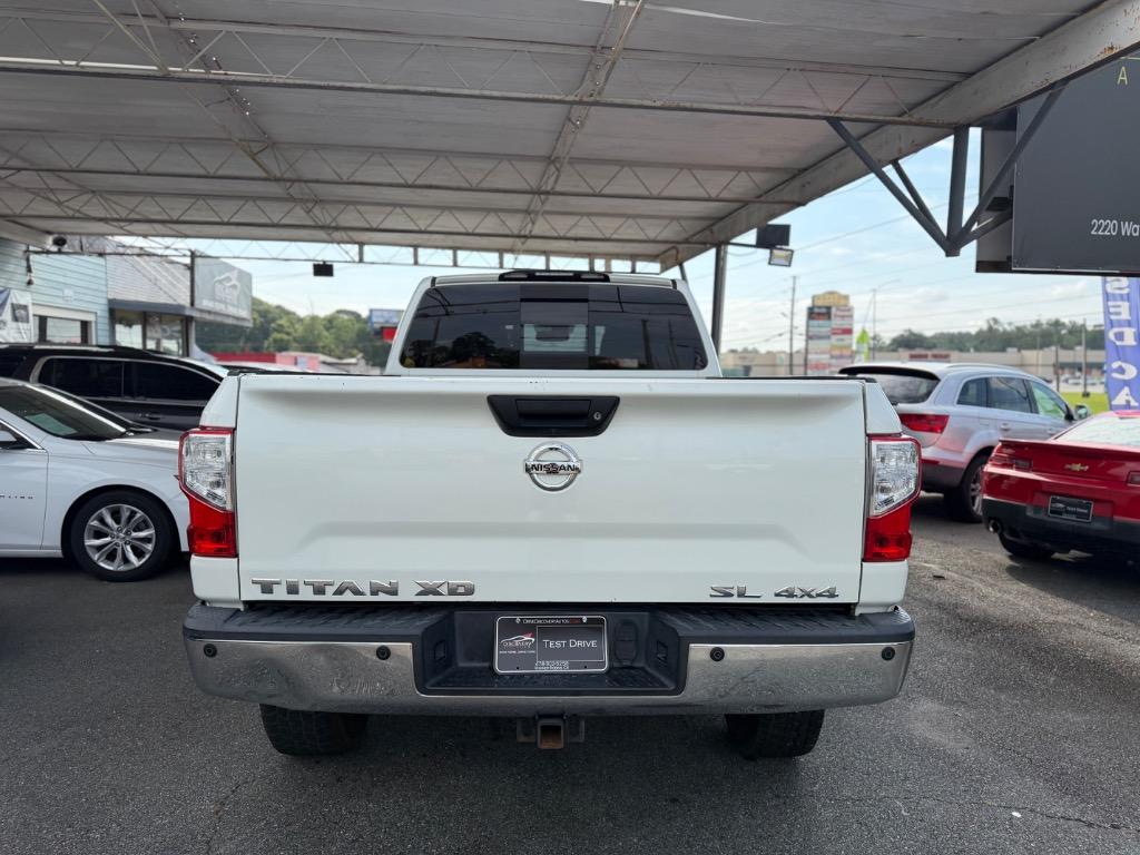 2016 Nissan Titan