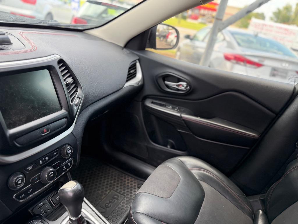 2016 Jeep Cherokee