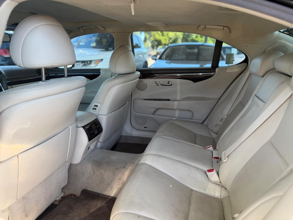 2007 Lexus LS